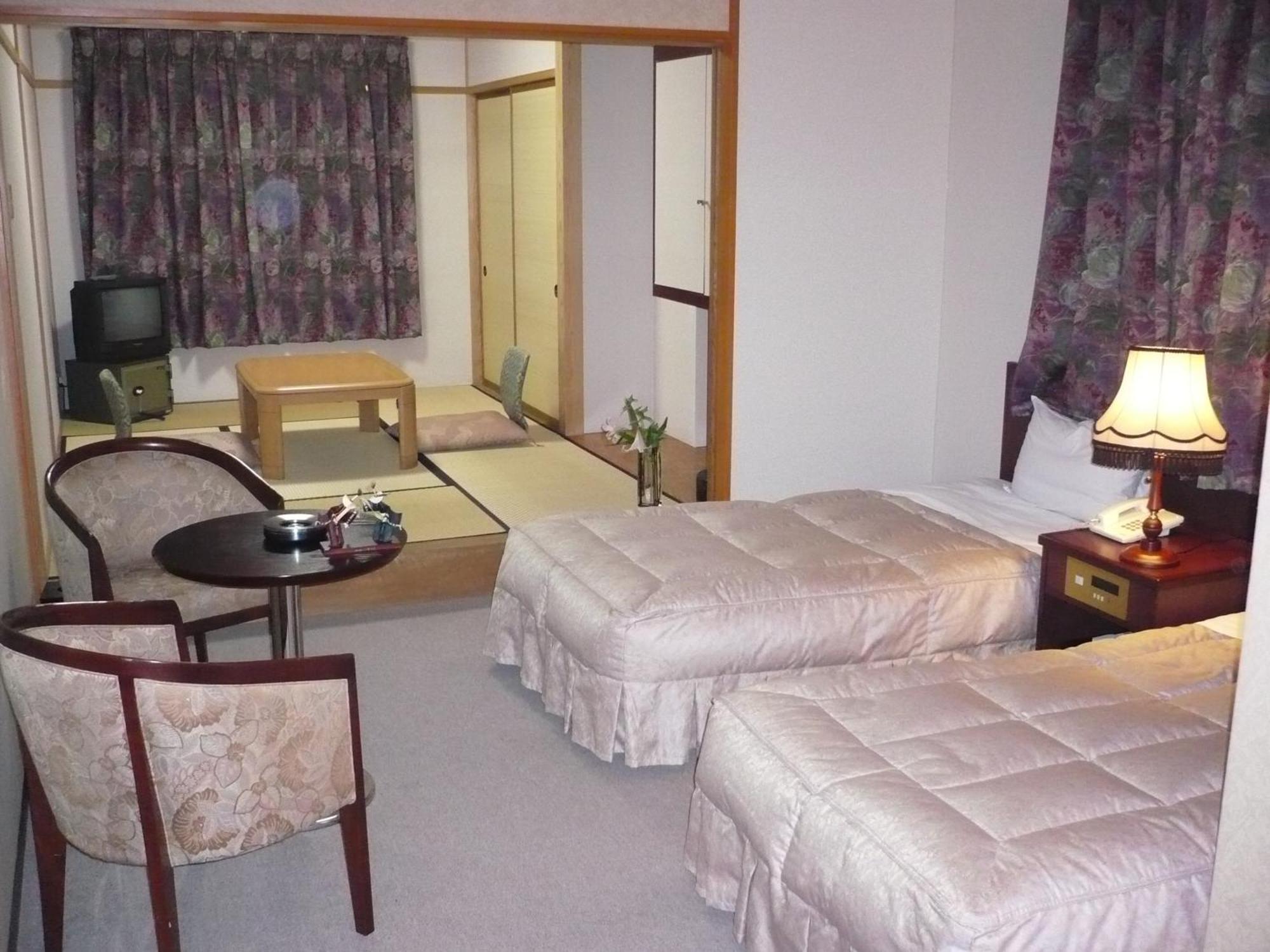 Gokayama Onsen Akaokan Nanto Habitación foto